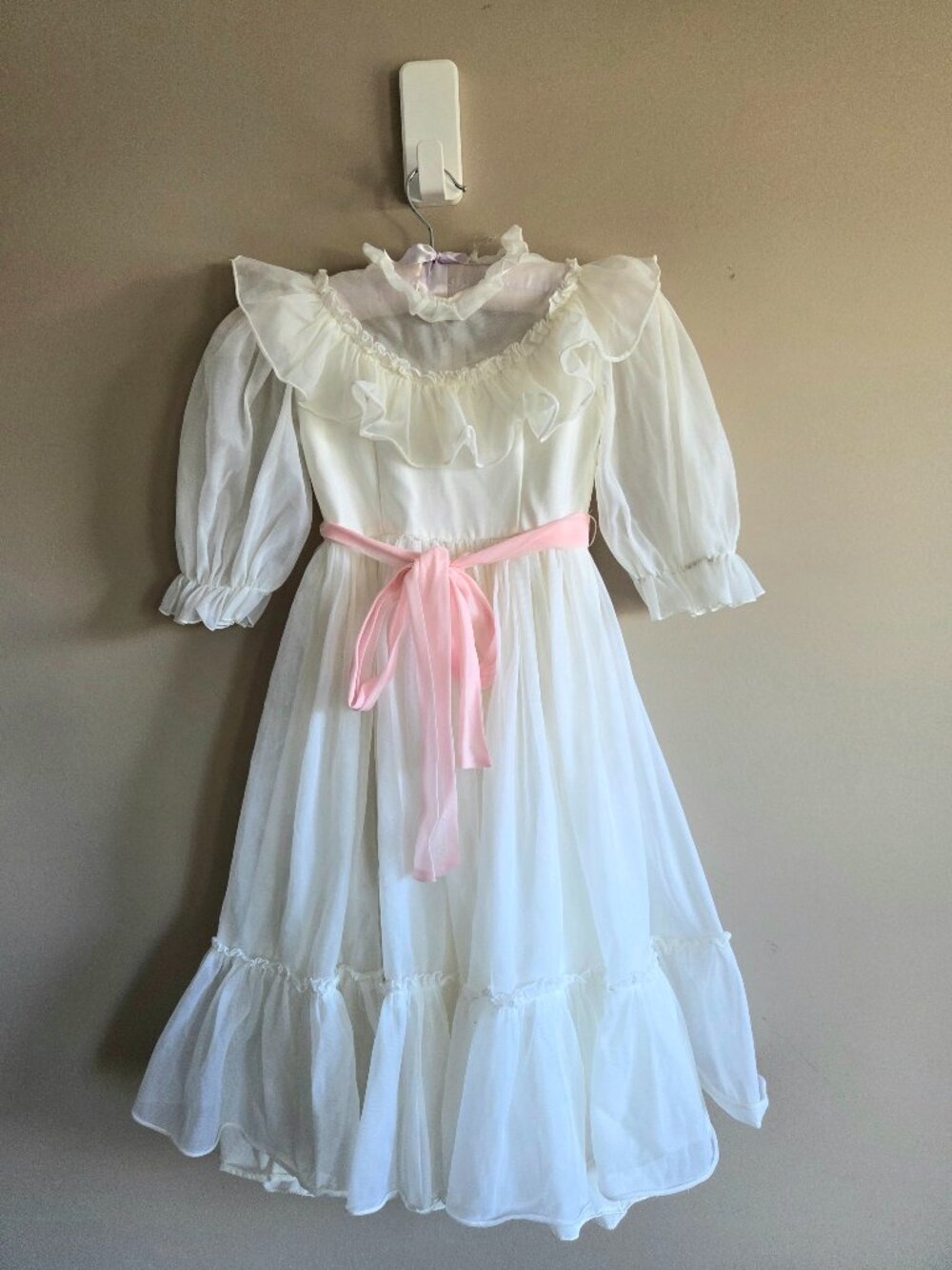 Pronuptia de Paris Flower Girl Vintage 1970s Wedding Dress